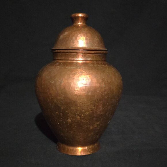 Vtg Hammered Copper Jar Pot (urn) w Lid - 5" x 8" - Picture 4 of 6